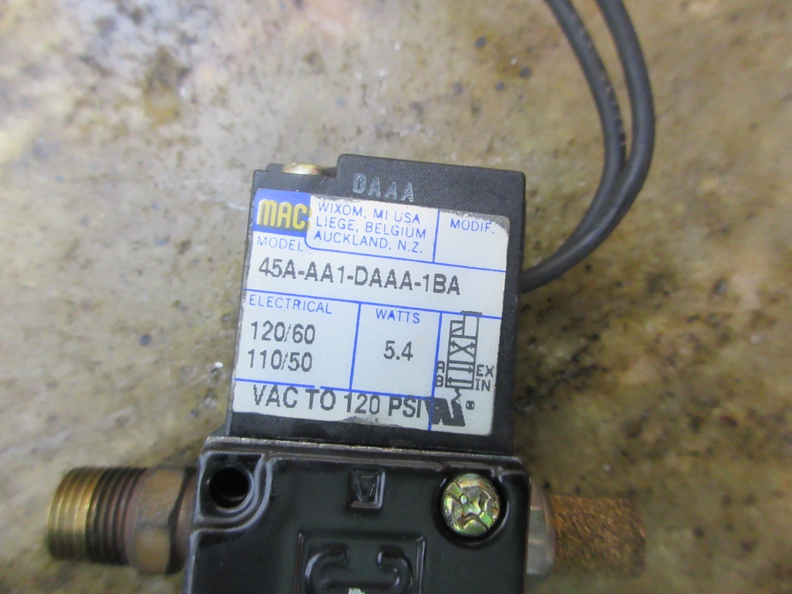 1996 HAAS VF-1 CNC VERTICAL MILL 45A-AA1-DAAA-1BA MAC VALVE