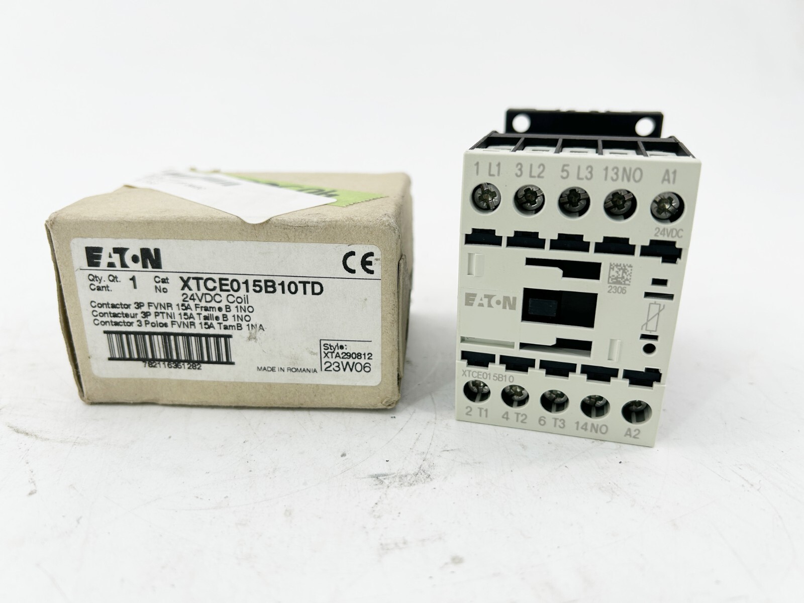 New Eaton XTCE015B10TD Contactor 3P 24VDC Coil 15A 10HP 2.2KW Frame B