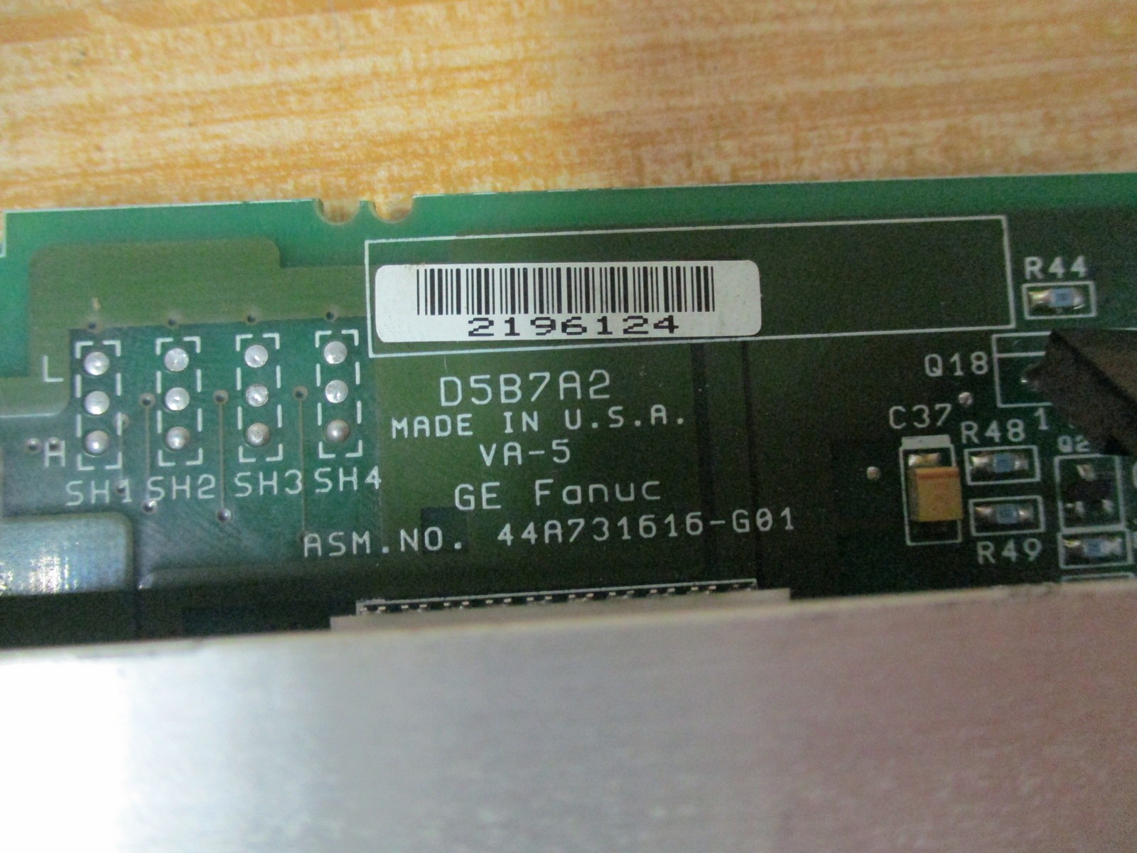 Fanuc IC697MDL340 Output Module D5B7A2, Chipped