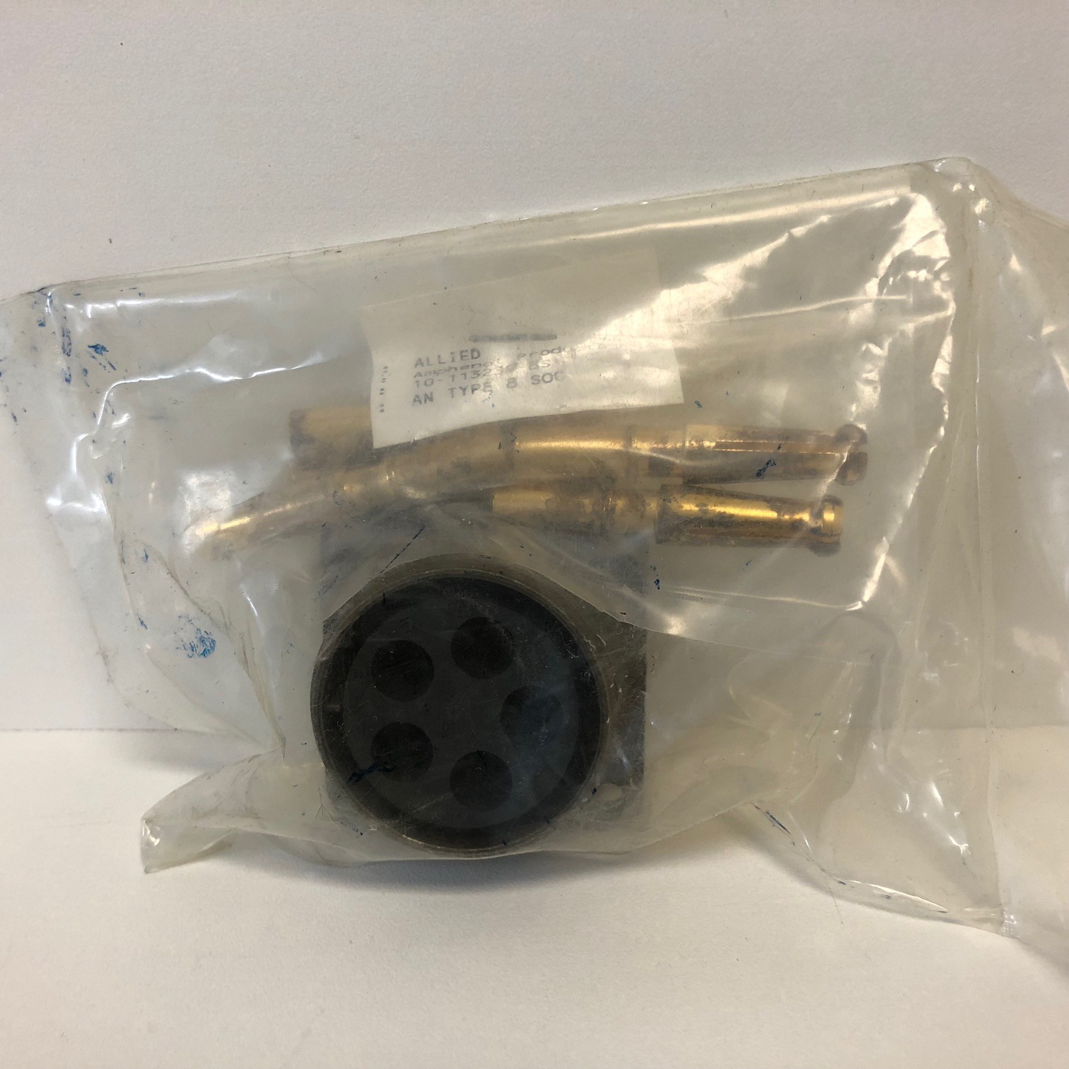 NOS! ALLIED AMPHENOL CONNECTOR 10-113239-8S 10-113239-08S AN TYPE 8 SOC