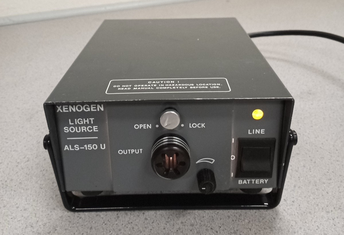 XENOGEN LIGHT SOURCE ALS-150 U 115/230VAC 400Hz 150 WATTS ALS150U W/Power Cord