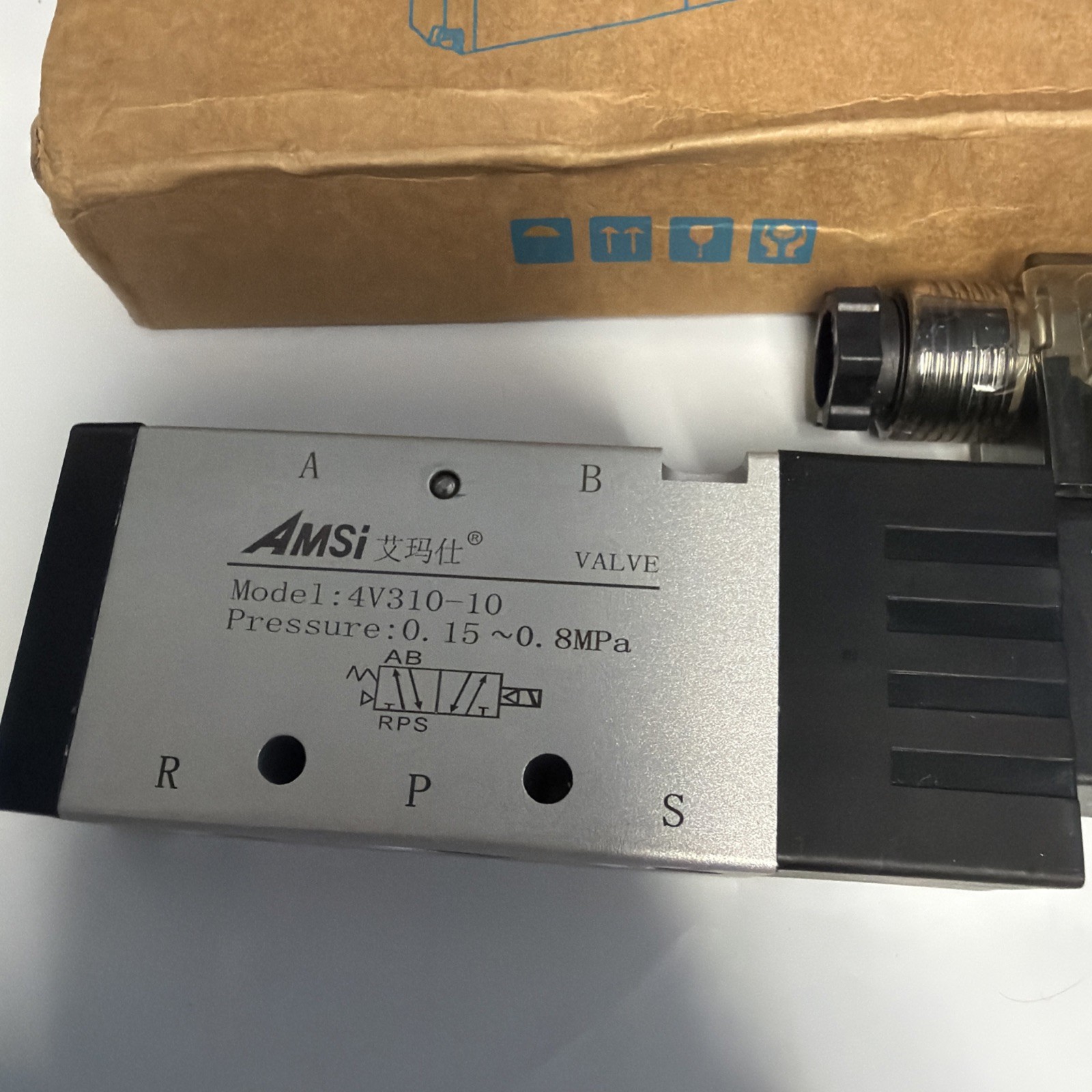 AMSI 24V 5-PORT SOLENOID VALVE 4V310-10