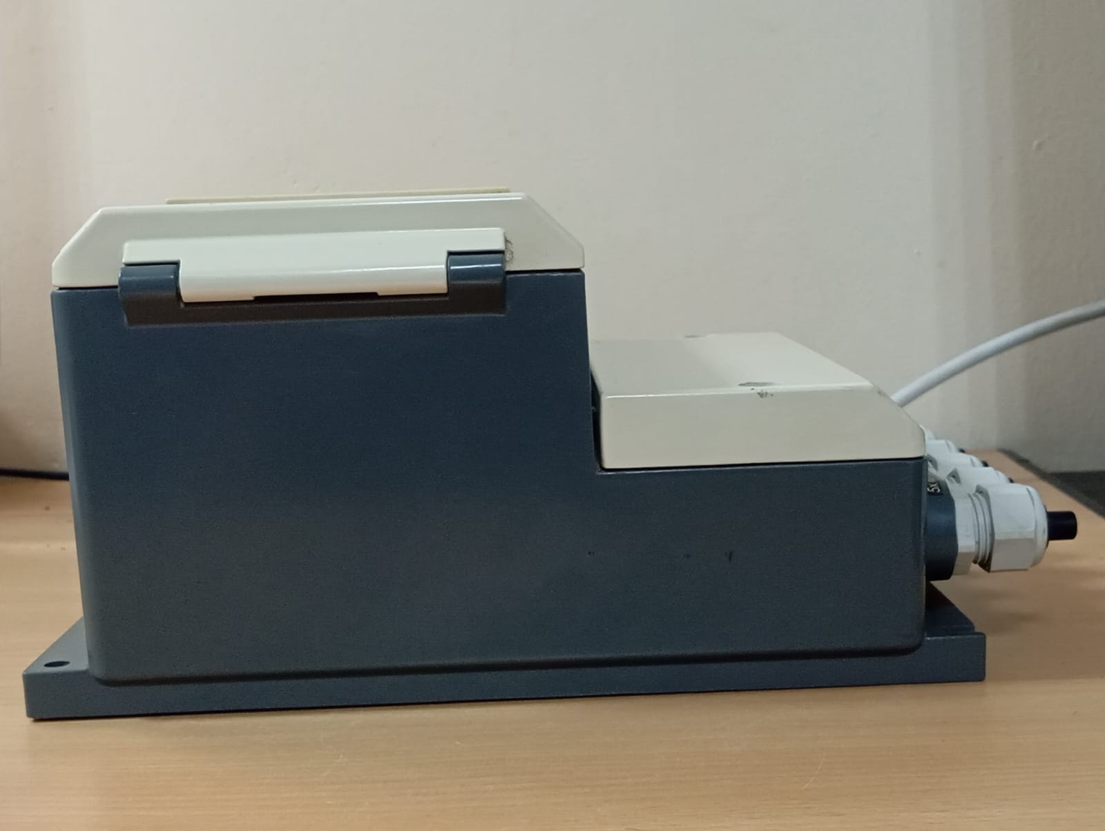 ABB / HART Transmitter for Process / Hygienic Master300 / FET321-1A0A1A3C1H2M1