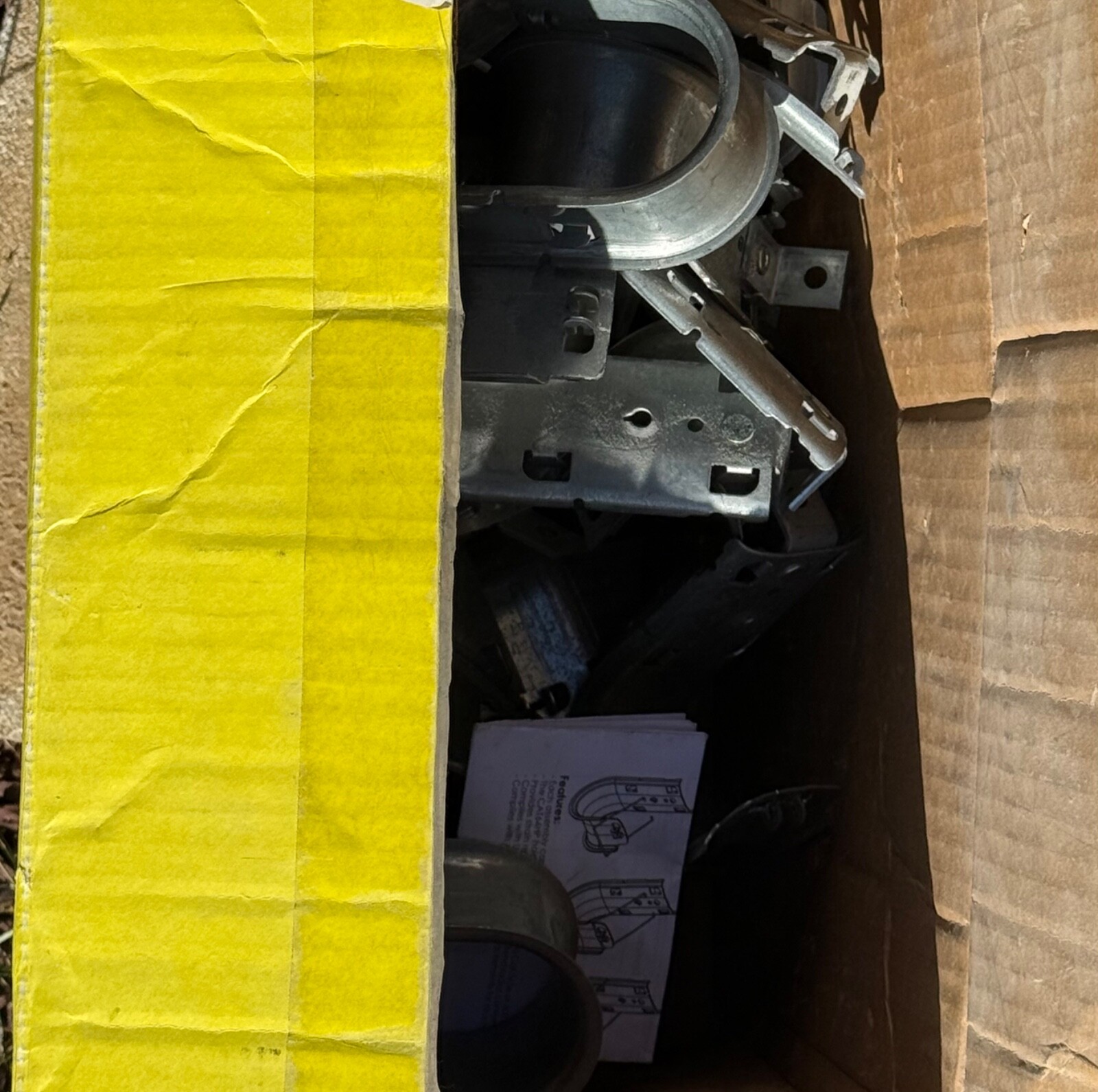 CAT32HPAB (NVENT CADDY) 50pcs 2″ J-HOOK To Angle Bracket 1/4 Hole. Lot of (50