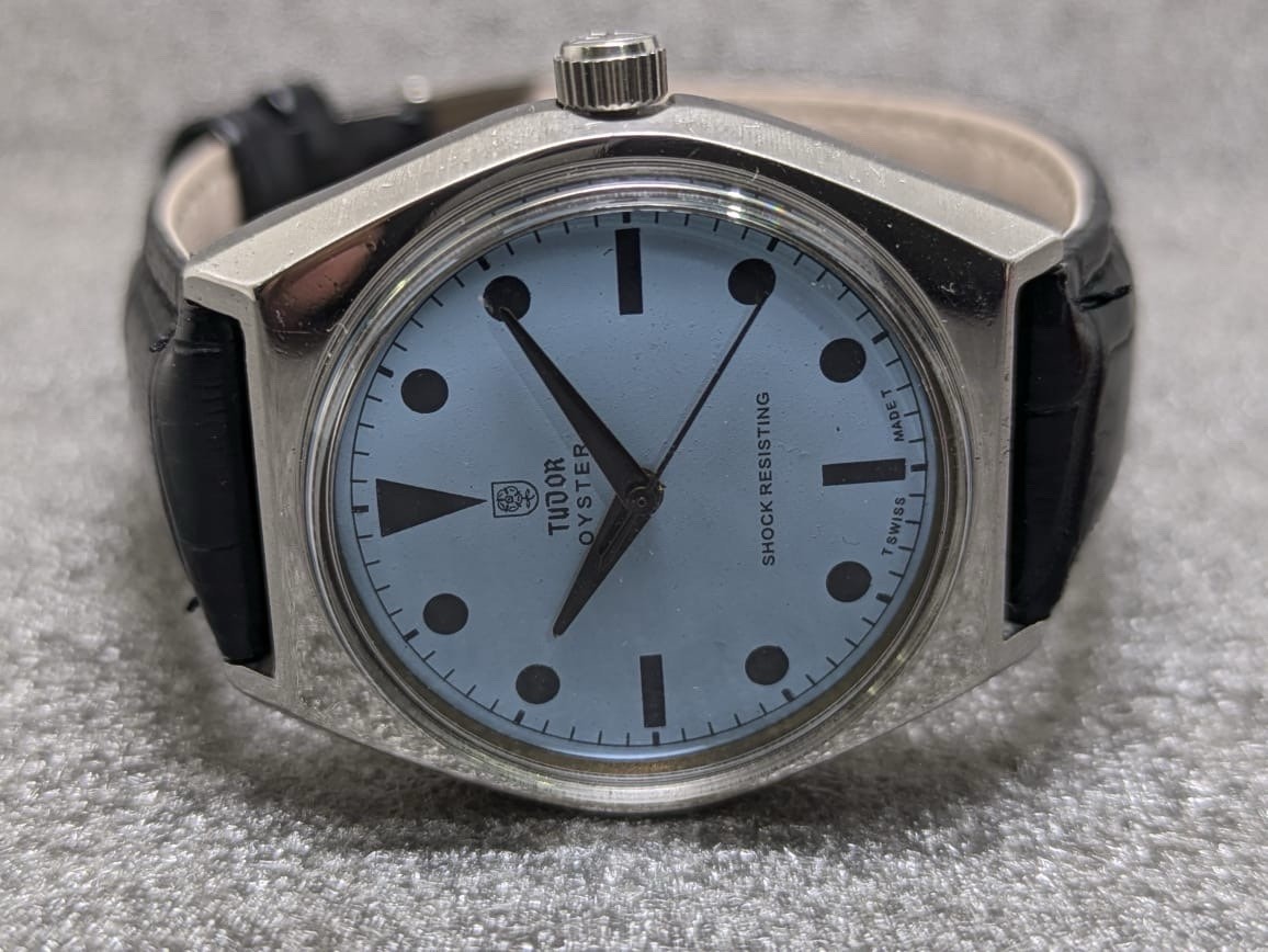 Vintage Tudor Oyster 17 Jewels Manual Winding Swiss Made Men’s Watch