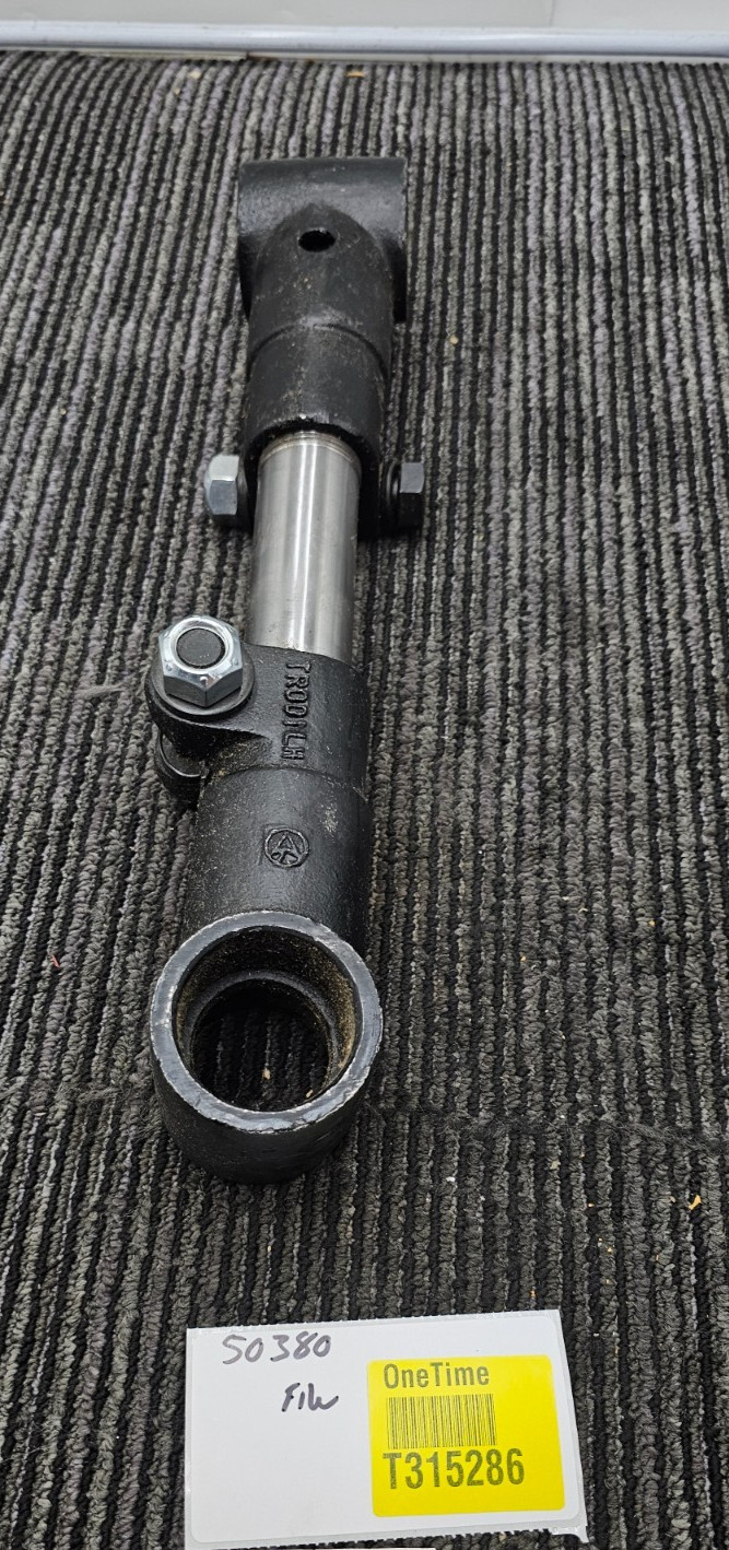 TR001LH Torque Rod Arm Black / Silver 16 Inches x 3 Inches