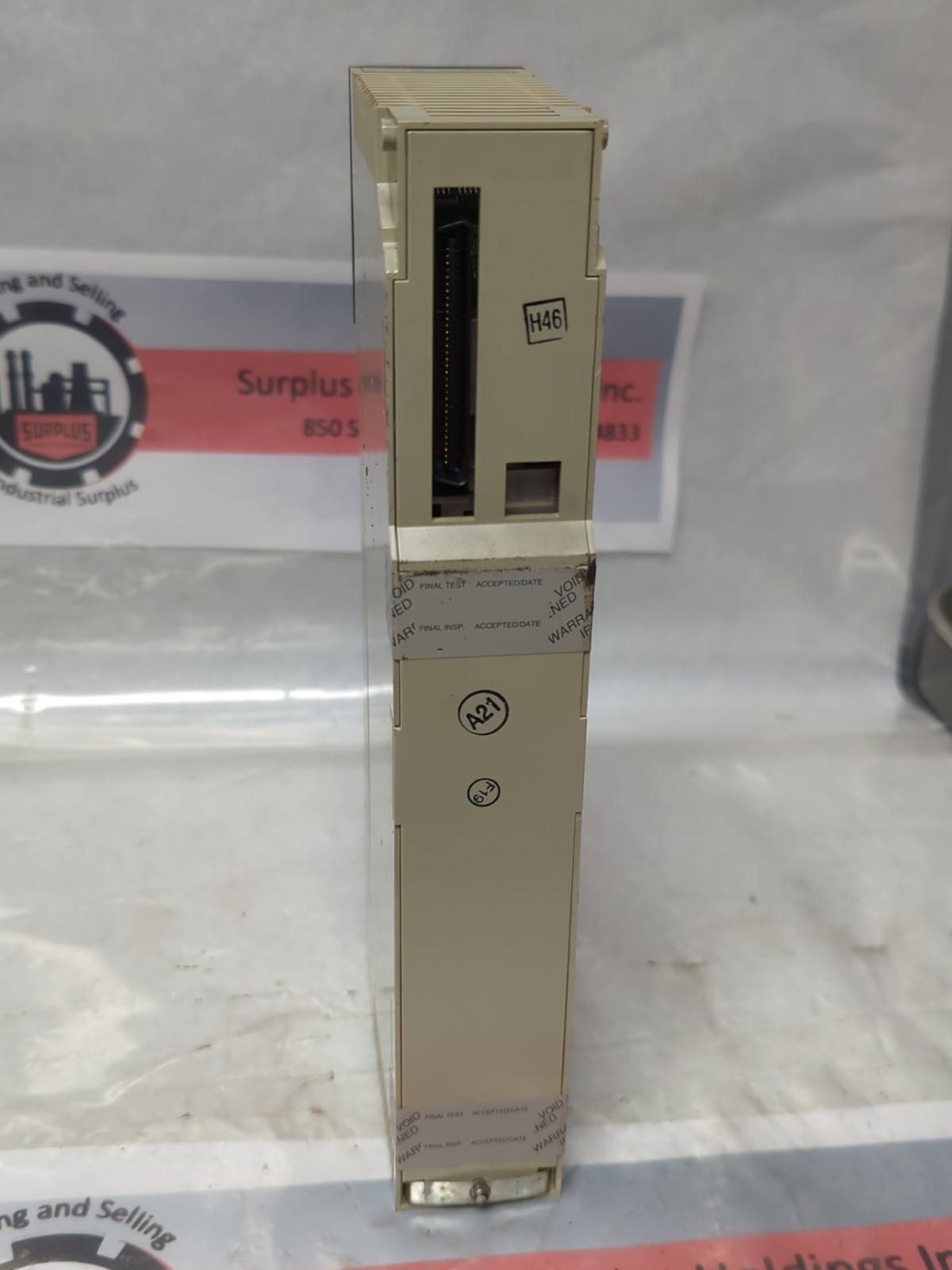 SCHNEIDER AUTOMATION,140 DAO 840 00,TSX QUANTUM OUTPUT MODULE 24-230 VAC USED