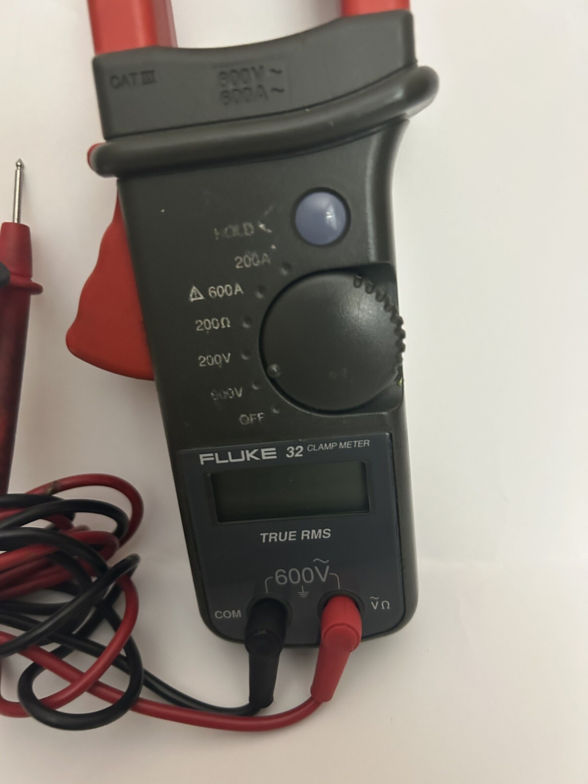 Fluke 32 Clamp Meter With Carying Bag And Wires Tested Fully Functional!