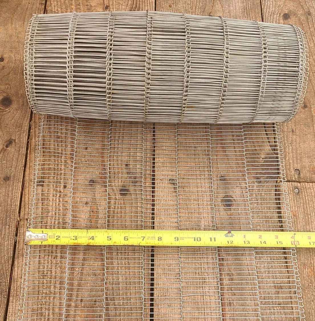 Lumsden Flexx Flow SPACES 7 Conveyor Belt SIZE: 3/8” x .050 x 16” WIDTH x 26′