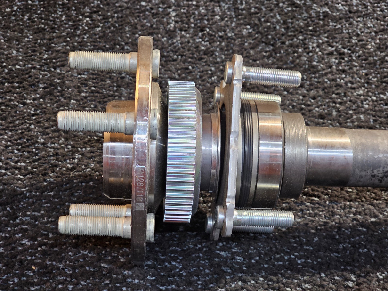 Axle Shaft 5 Lug Hub Raised Center Axle Mount ABS Ring