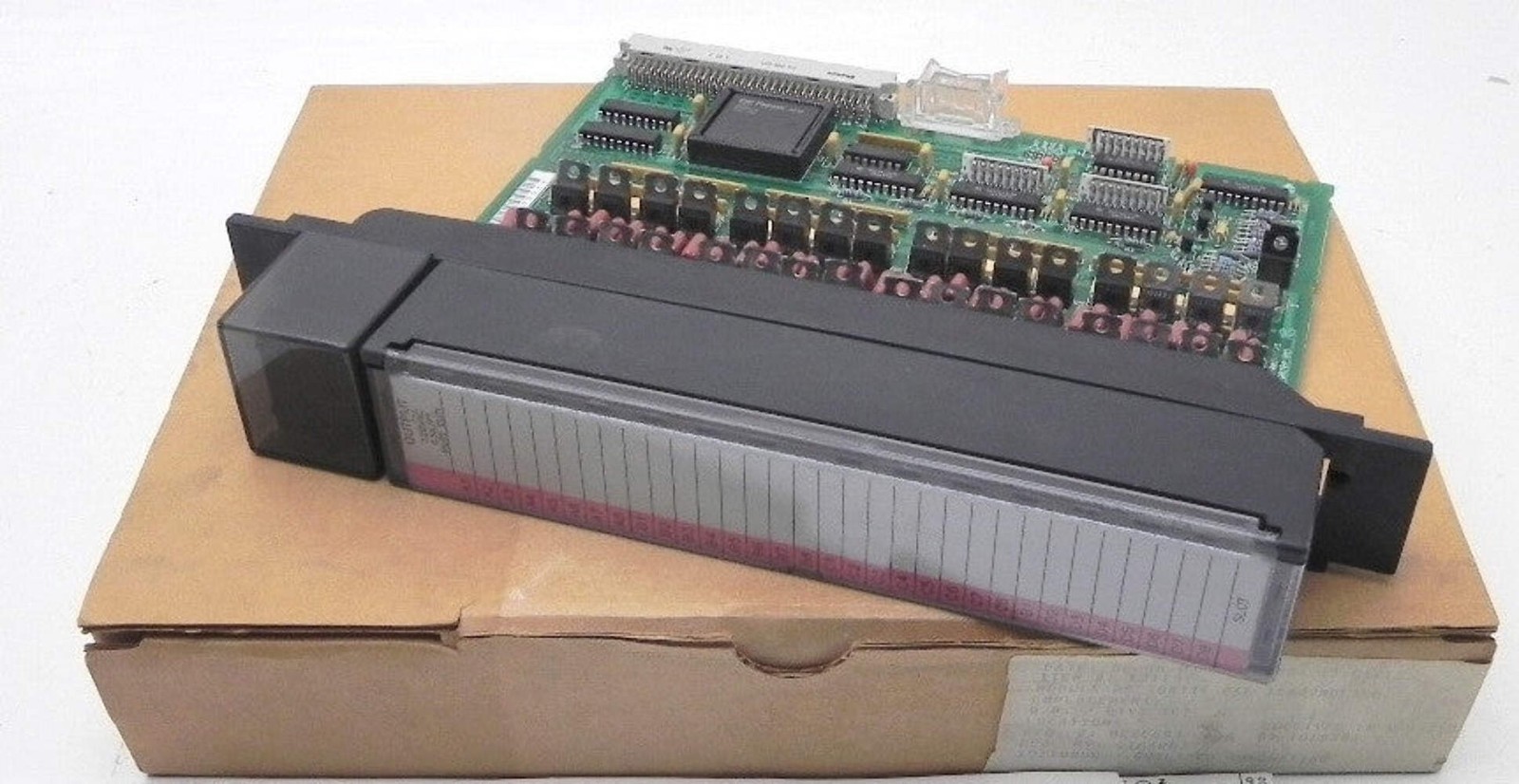 GE Fanuc Output Module D5C7A1 IC697MDL350C