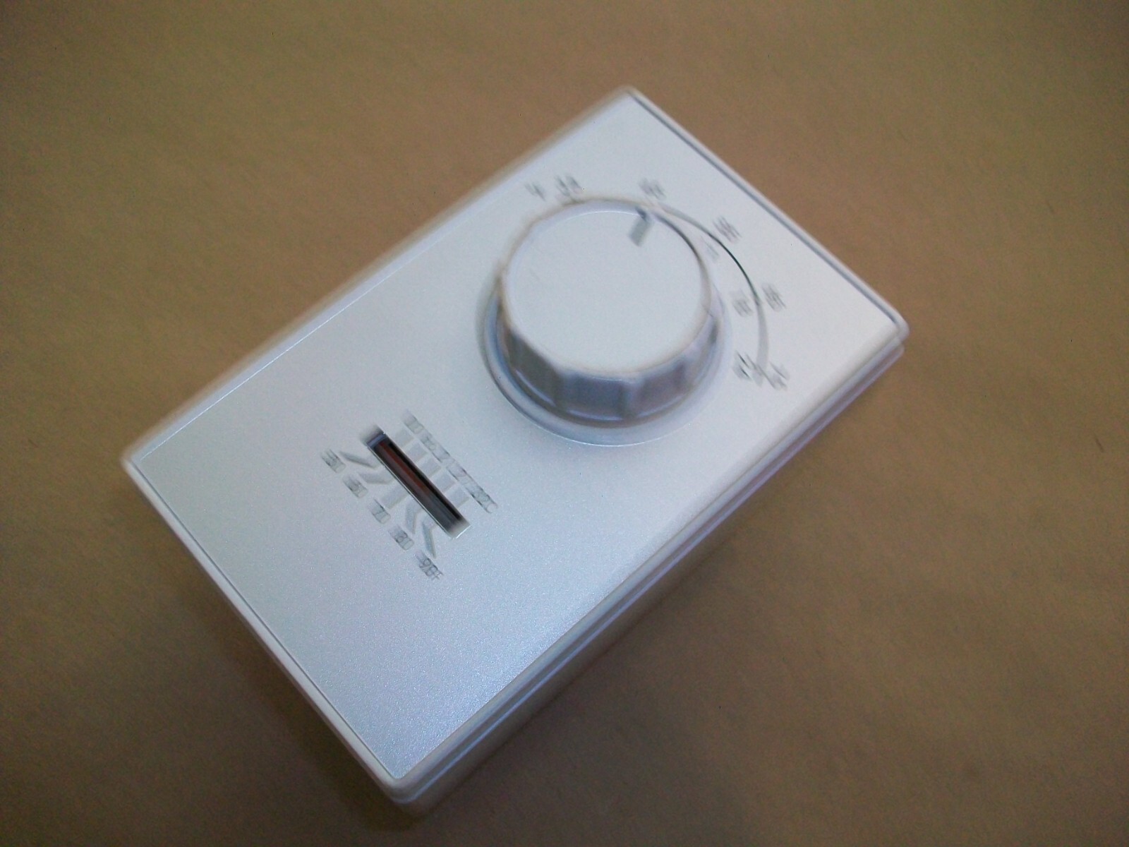 TPI / COLUMBUS ELECTRIC THERMOSTAT ETD9M4TS 35-75 degree 22amp NEW