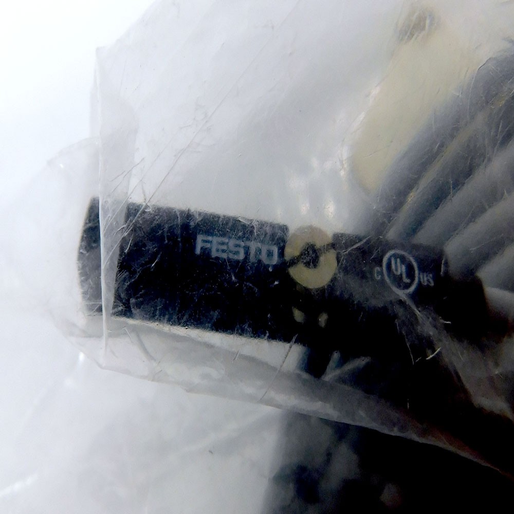 NEW Festo SMT-8M-…-24V Magneto Resistive Proximity Sensor for T-Slot 24VDC