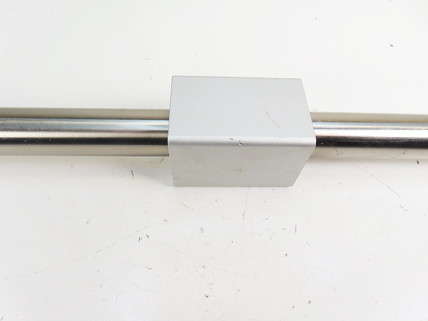 SMC CY3B25-597-XB6 Rodless Heat Resistant Magnetically Coupled Cylinder NEW