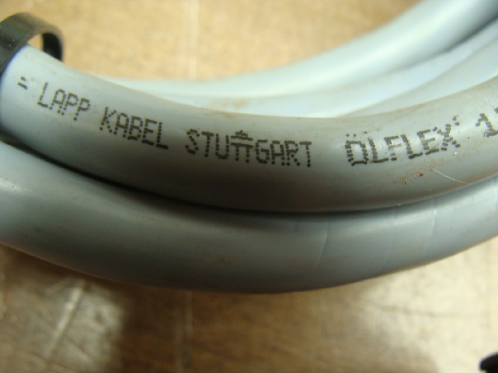 LAPP OLFLEX UNSHIELDED INDUSTRIAL CONTROL CABLE H05VV5-F 14AWG 600V 8 FEET