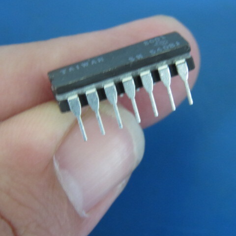Texas Instruments SN5408J Qty of 18 per Lot Logic Circuit Quad 2 input AND STD