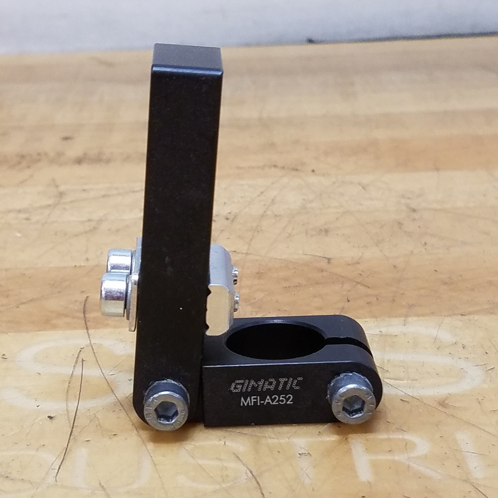 Gimatic MFI A252 Adjustable Angle Clamp, Size 20 – USED