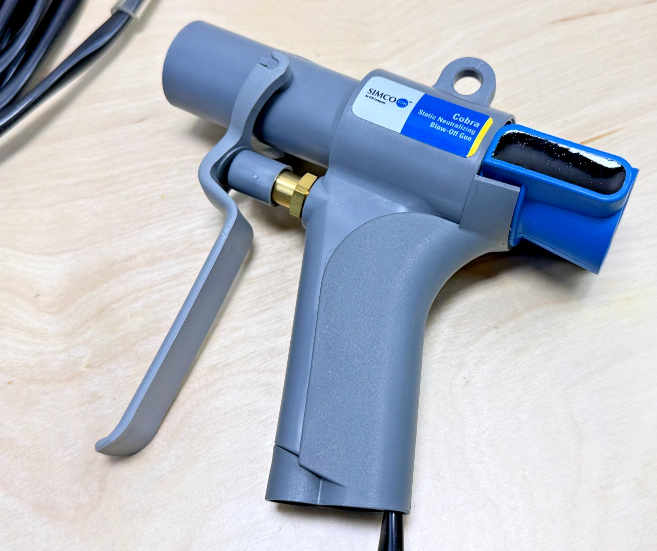 Simco Cobra 4003007 Static Neutralizing Blow-Off Gun, 20 Feet