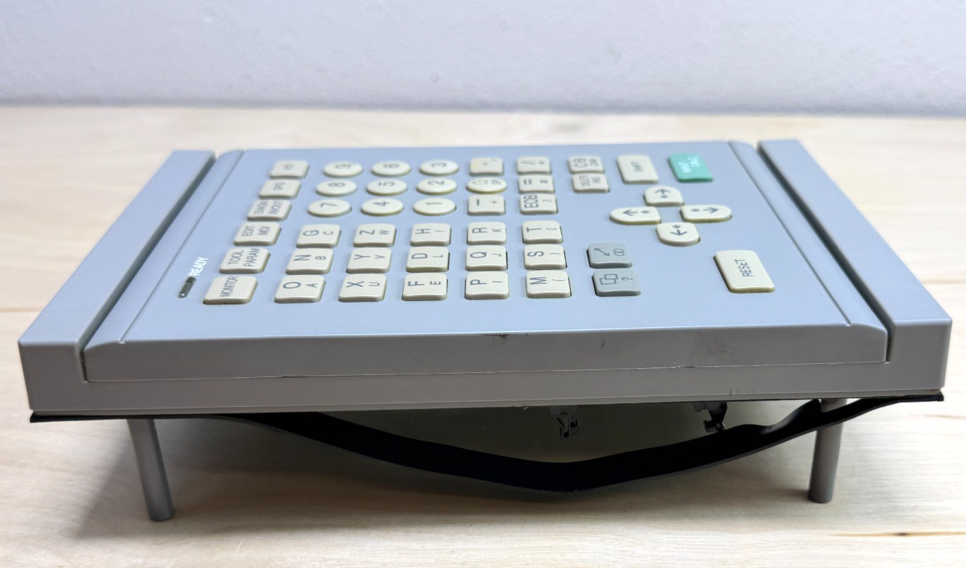 Mitsubishi FCU6-DUN33 Operator Interface Display Screen w/ FCU6-KB021 Keypad