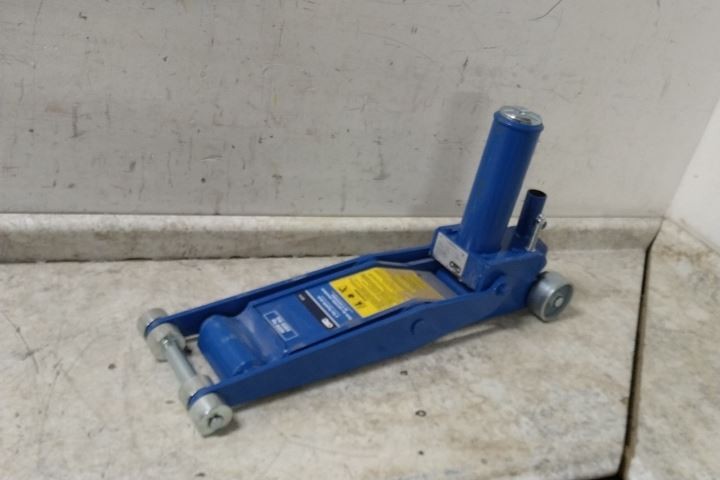 OTC 5214 4 Ton Load Capacity 28-3/4 In Maximum Lift Forklift Jack