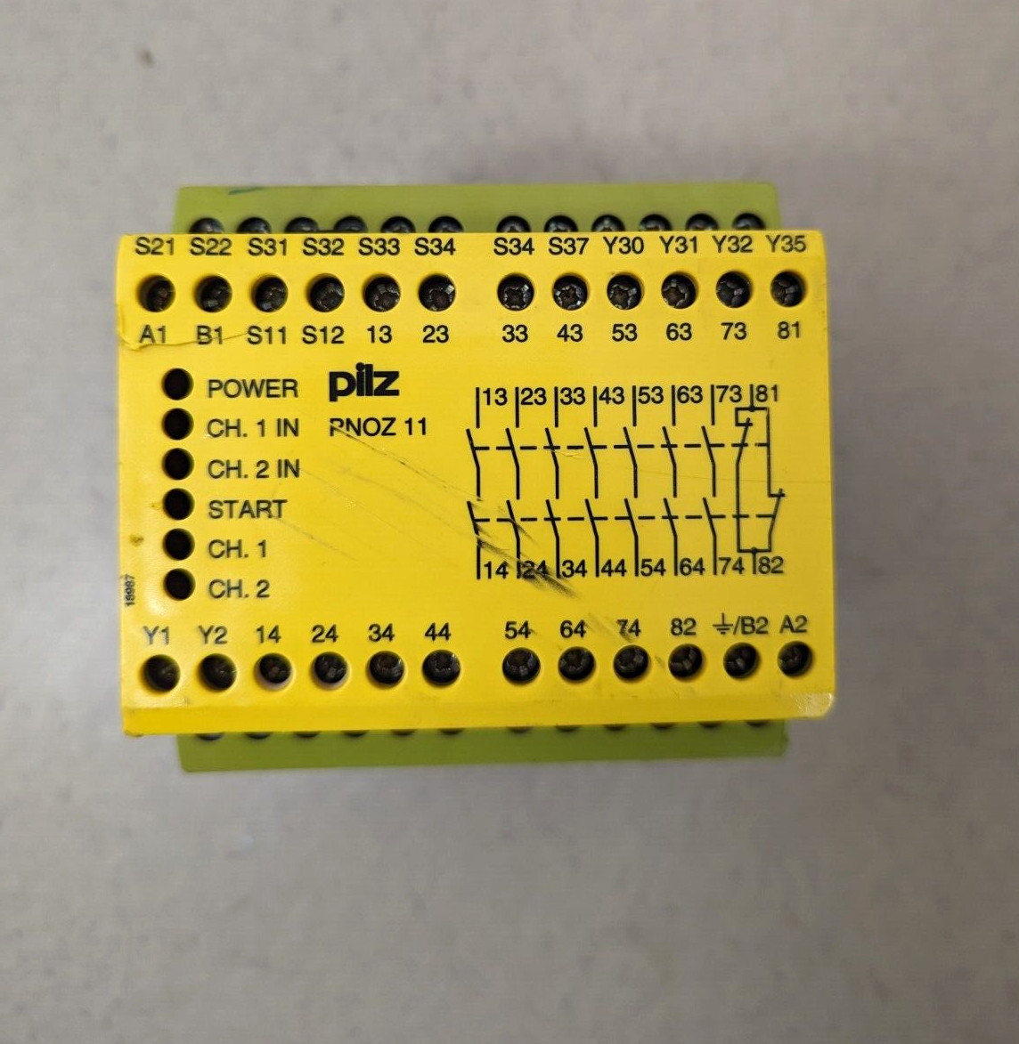 PILZ PNOZ11 Safety Relay 24VAC 24VDC 7n/o 1n/c