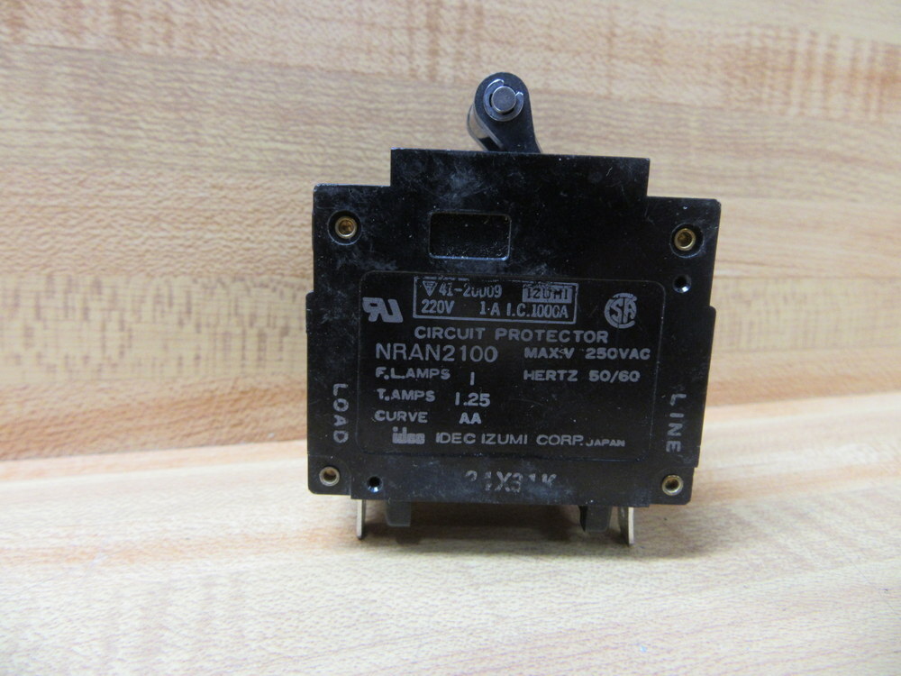 IDEC/ IZUMI NRAN-2100-1A-AA 2 Pole Circuit Protector RNAN21001AAA