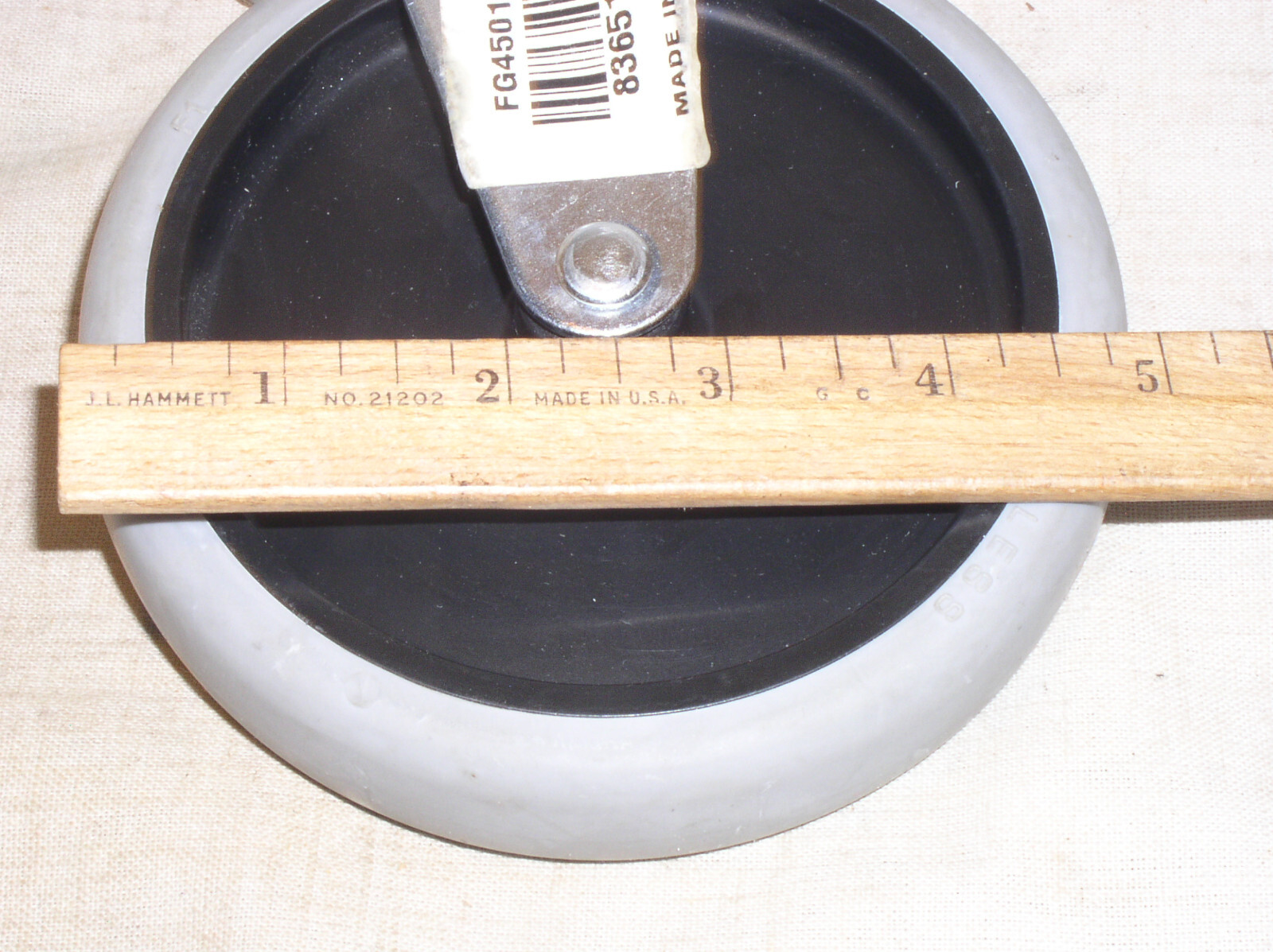 NEW RUBBERMAID COMMERCIAL PRODUCTS FG4501L20000 SWIVEL CASTOR FAULTLESS F1 1AHZ3