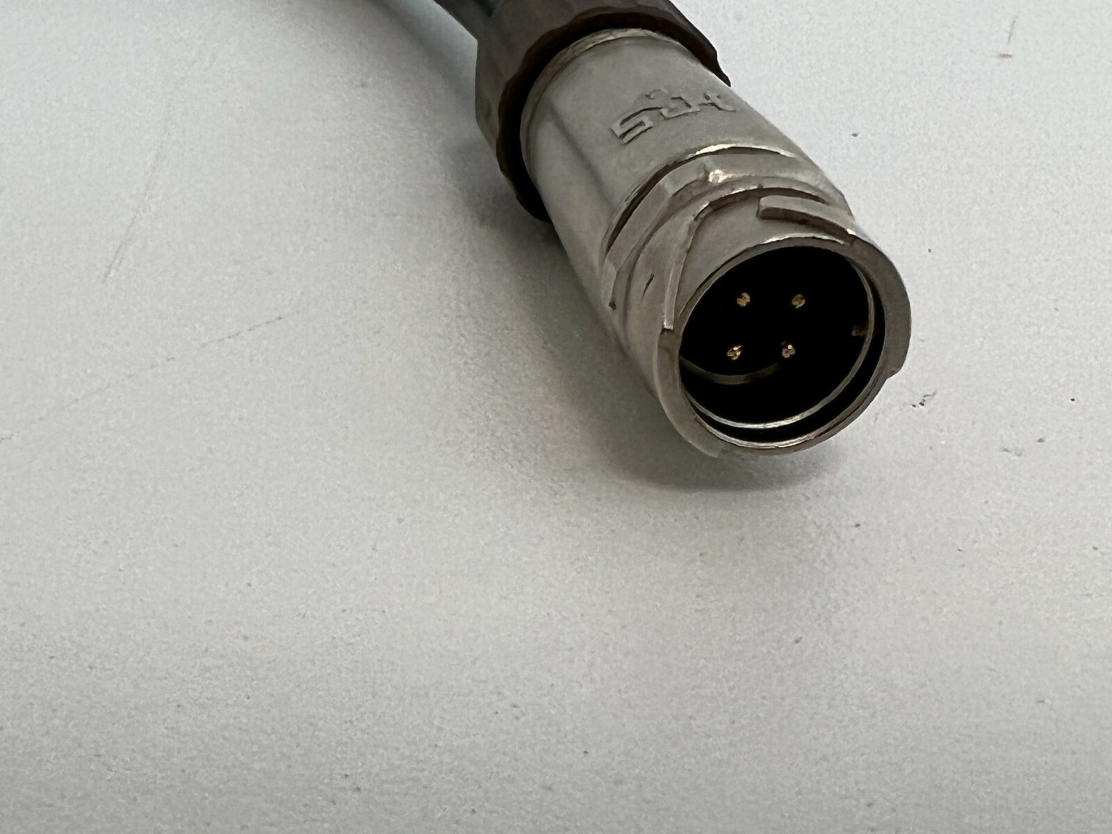 PP20: Lot of 13 HRS 1000910 4 Pin Cable
