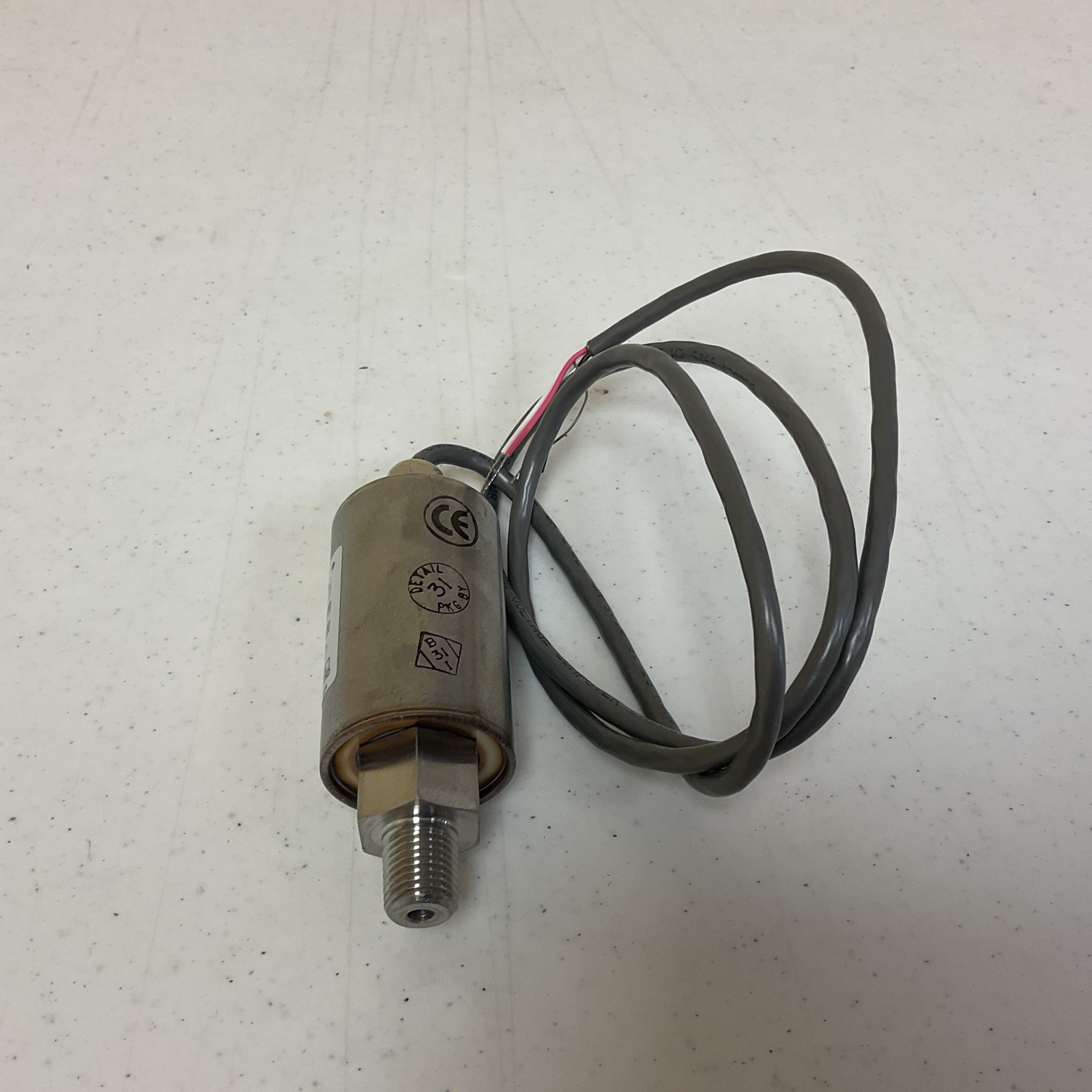 NEW, BARKSDALE 426H3-04 PRESSURE TRANSDUCER, 00-100 PSIG, FREE SHIPPING