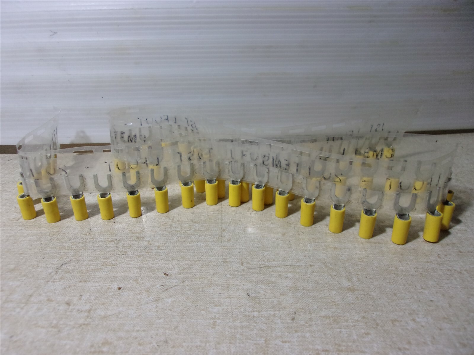 NEW Yellow Forked Wiring Terminal Connectors Lot of 53 *FREE SHIPPING*