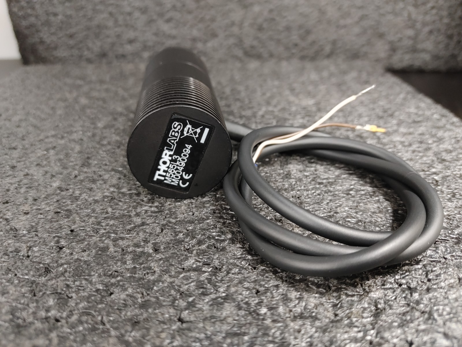 THORLABS M565L3 565 nm 880 mW 1000 mA Mounted LED with Lens Tube
