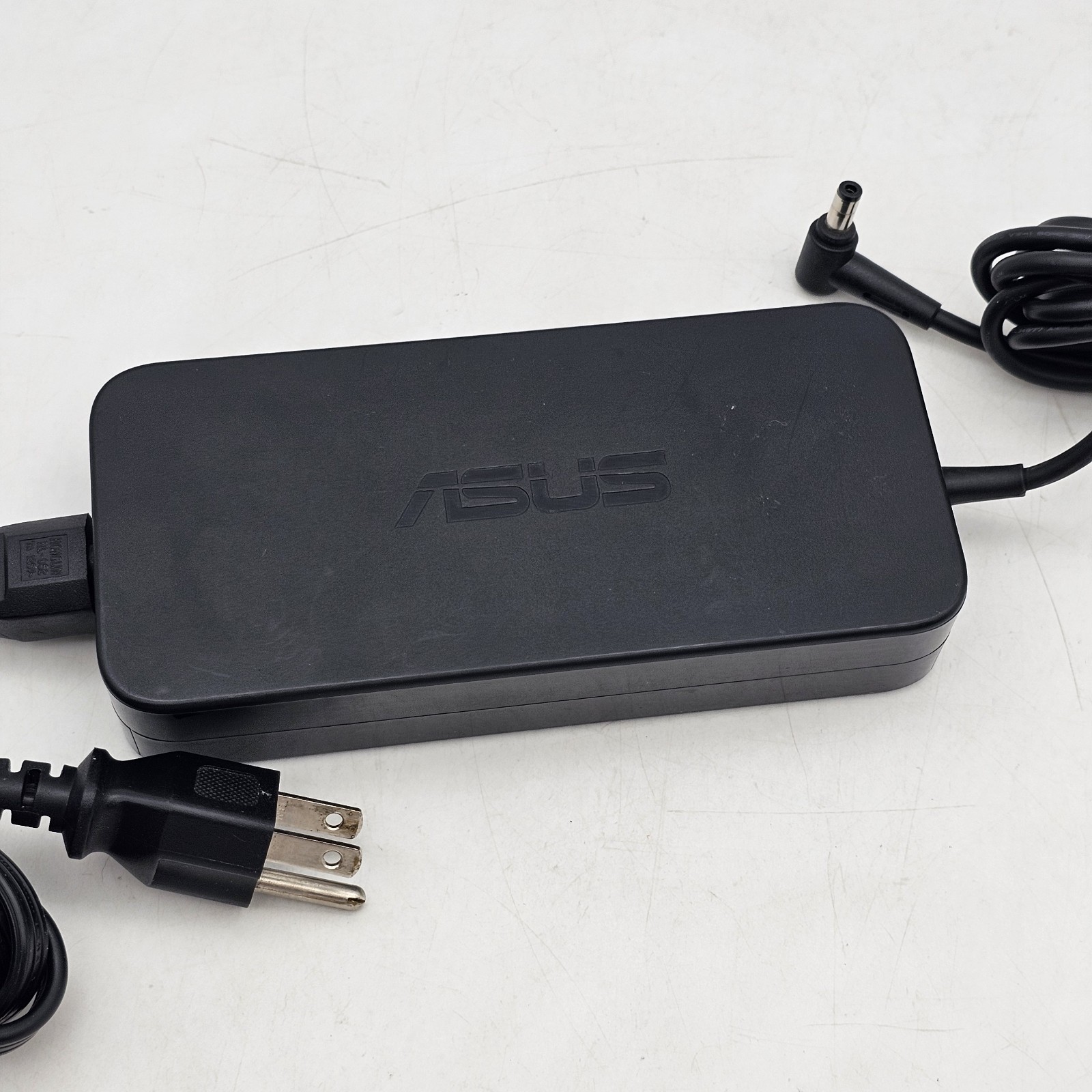 Genuine ASUS FA180PM111 19.5V 9.23A 180W Adapter Charger For Asus ADP-180HB D