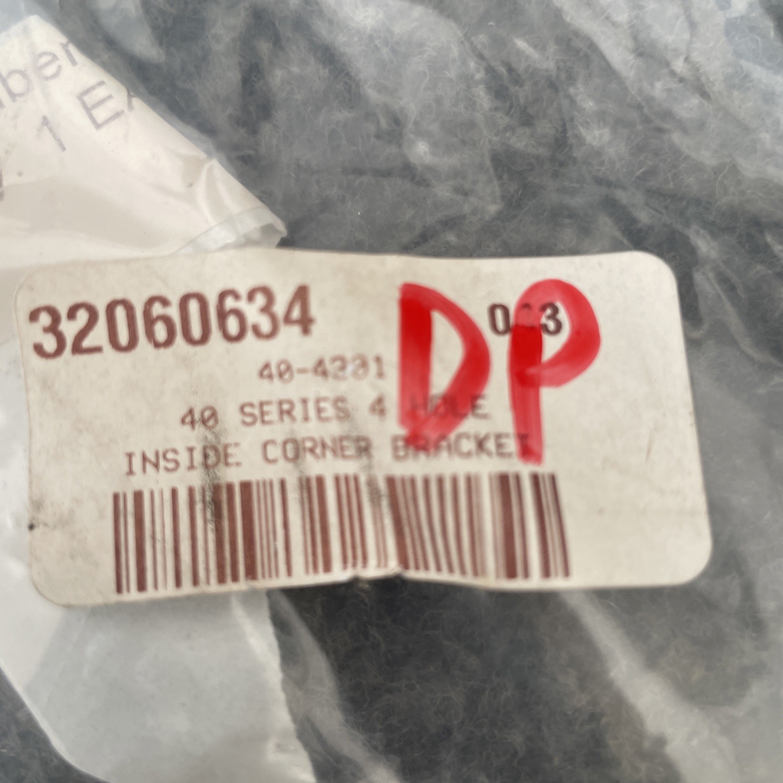 80/20 40-4301 4 Hole Inside Corner Bracket New Other