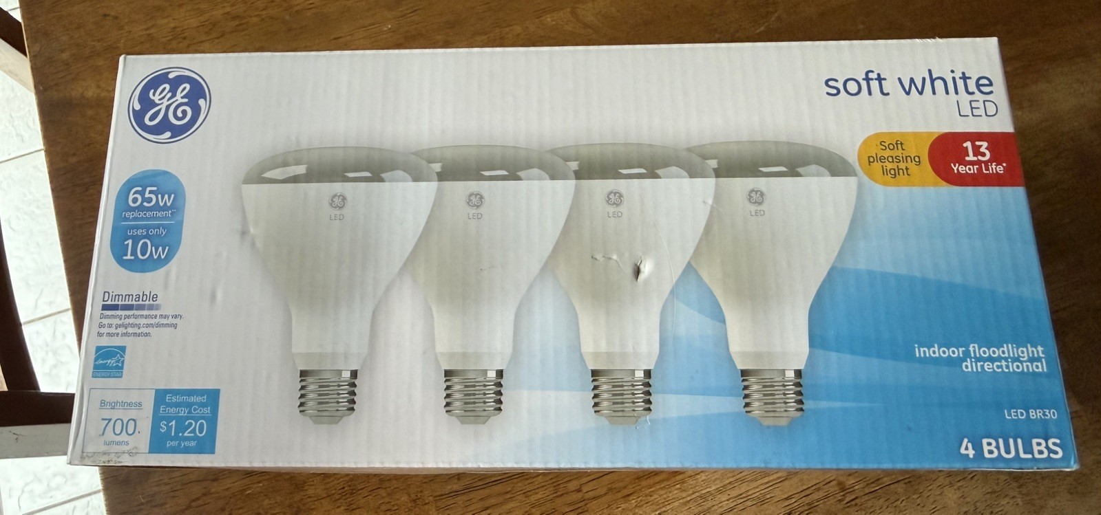 NEW GE Soft White LED BR30 Indoor Flood Light Directional 65w. Box of 4