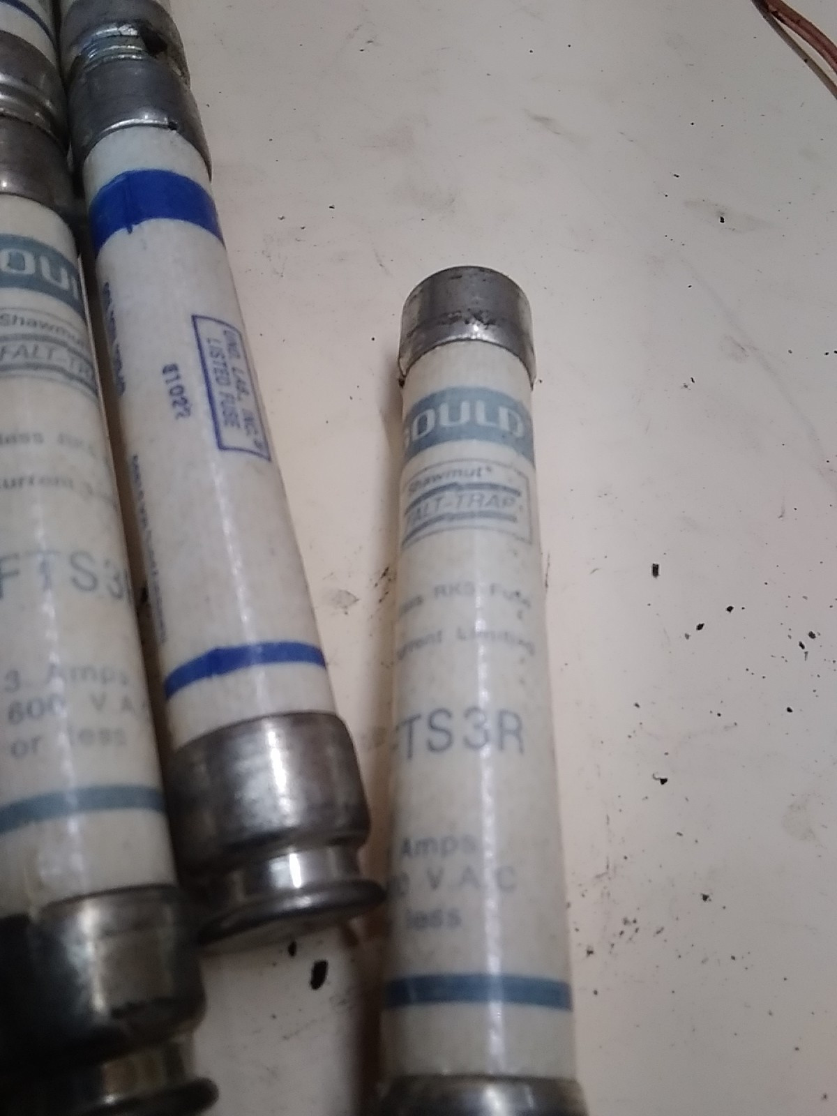 Gould FTS3R Shawmut Fuse Lot Of 31
