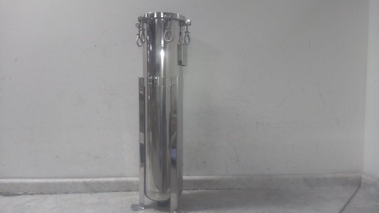 Pentair/Pentek ES22NA415-75 2 In NPT 150 Max PSI 135 GPM Bag Filter Housing