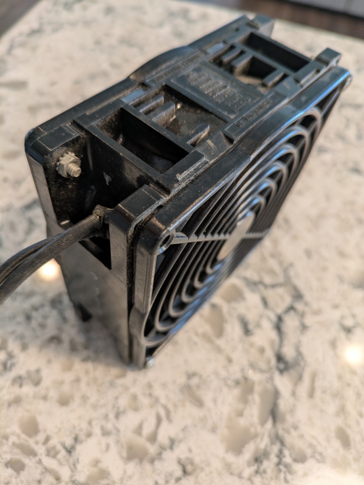 Muffin Fan Model MU281 115VAC 14W 50/50Hz