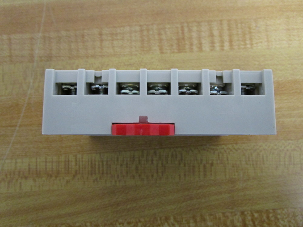 Struthers Dunn 33377D Relay Socket