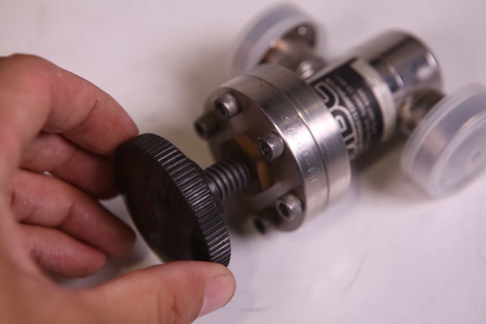 MDC Vacuum Products IV-075m Valve New, Old Stock