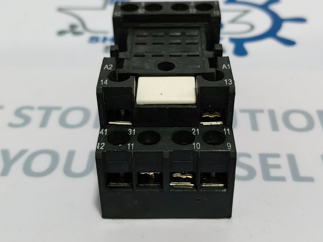 RS 403-257 Relay Socket Base
