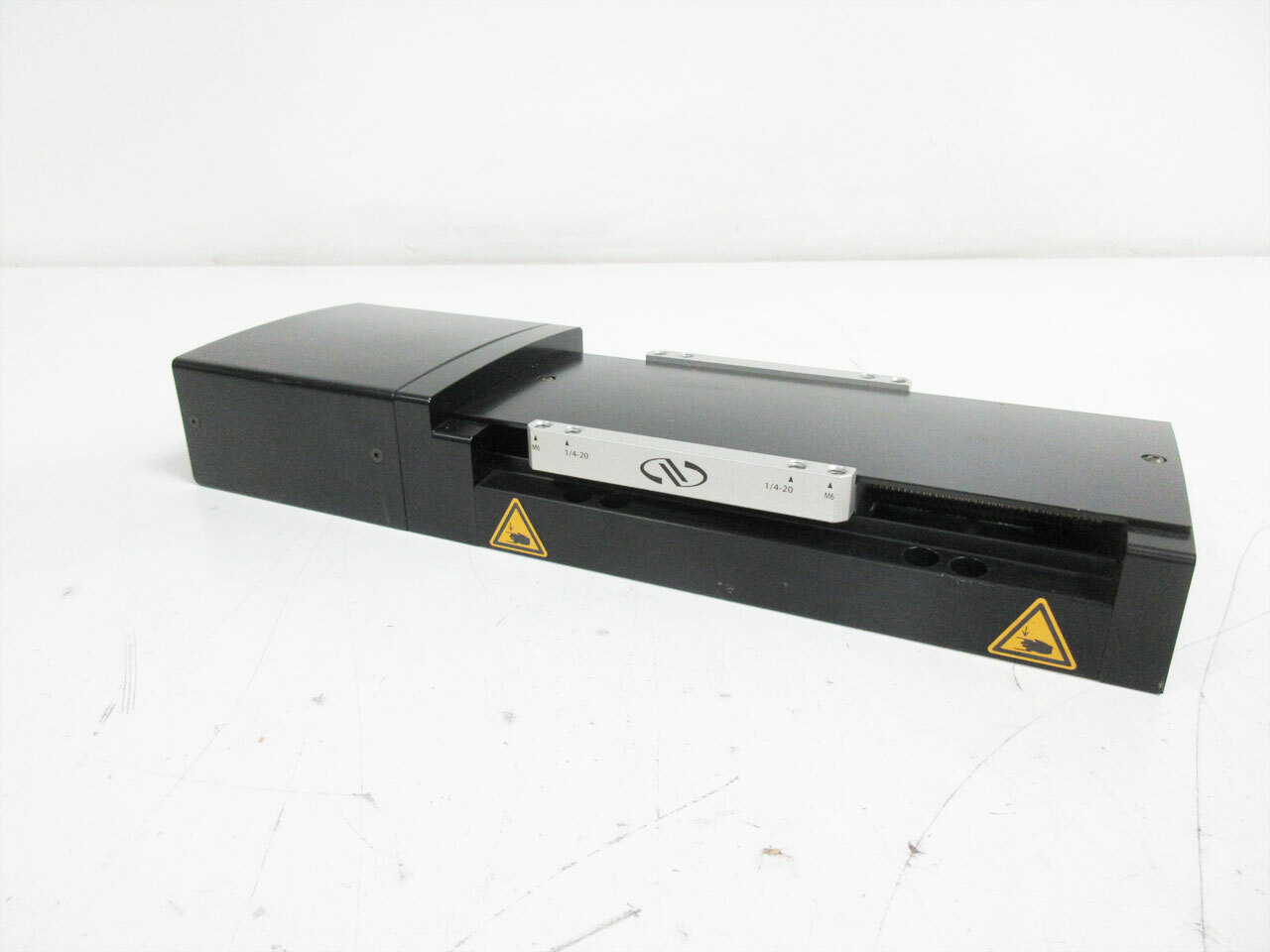 NEWPORT ILS50PP ILS MOTORIZED LINEAR STAGE 50mm 1/4″-20 50 mm FOR SMC100PP