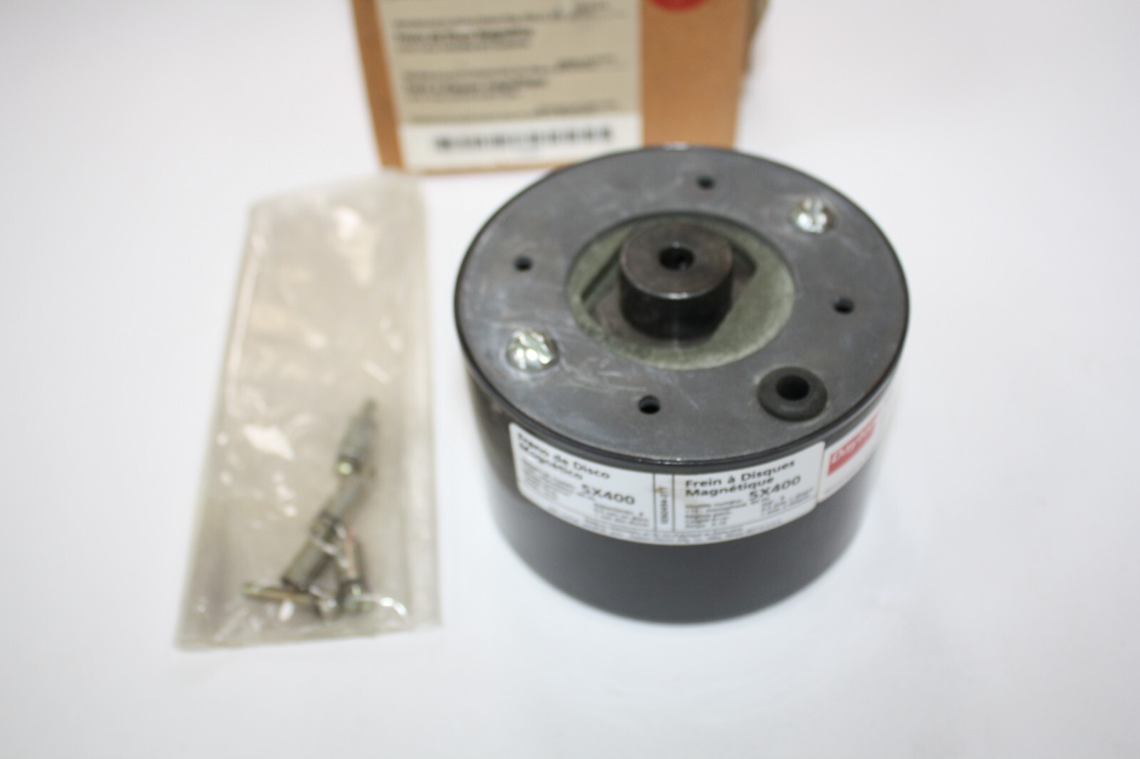 Dayton 5X400A Magnetic Disc Brake 3/8 & 3/4 lb. Feet 115V 60Hz – New