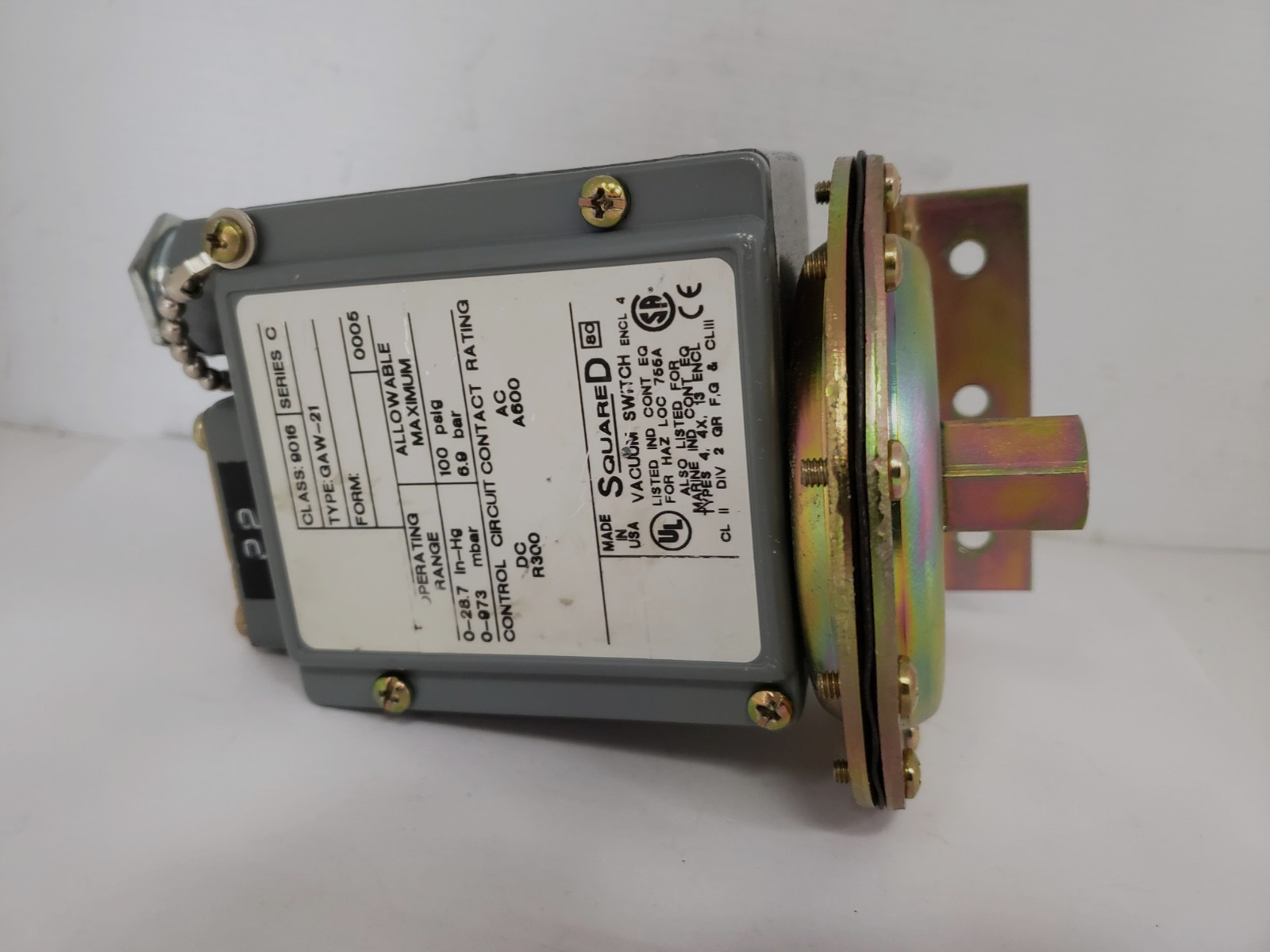 SQUARE D 9016GAW-21 VACUUM SWITCH ELECTROMECHANICAL 3A SERIES C