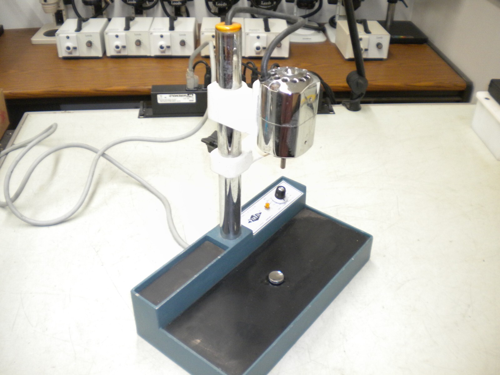 Virtis 7-109-AF Homogenizer – Powers up as Shown – Goes up to full speed