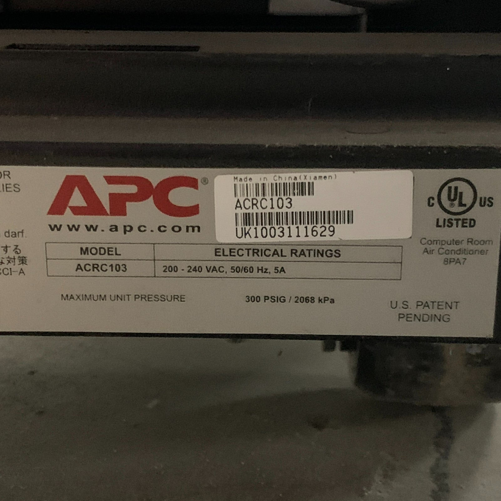 APC ACRC103 60Hz 240V Inrow RC Air-Cooled Server Cooling System for Parts Read