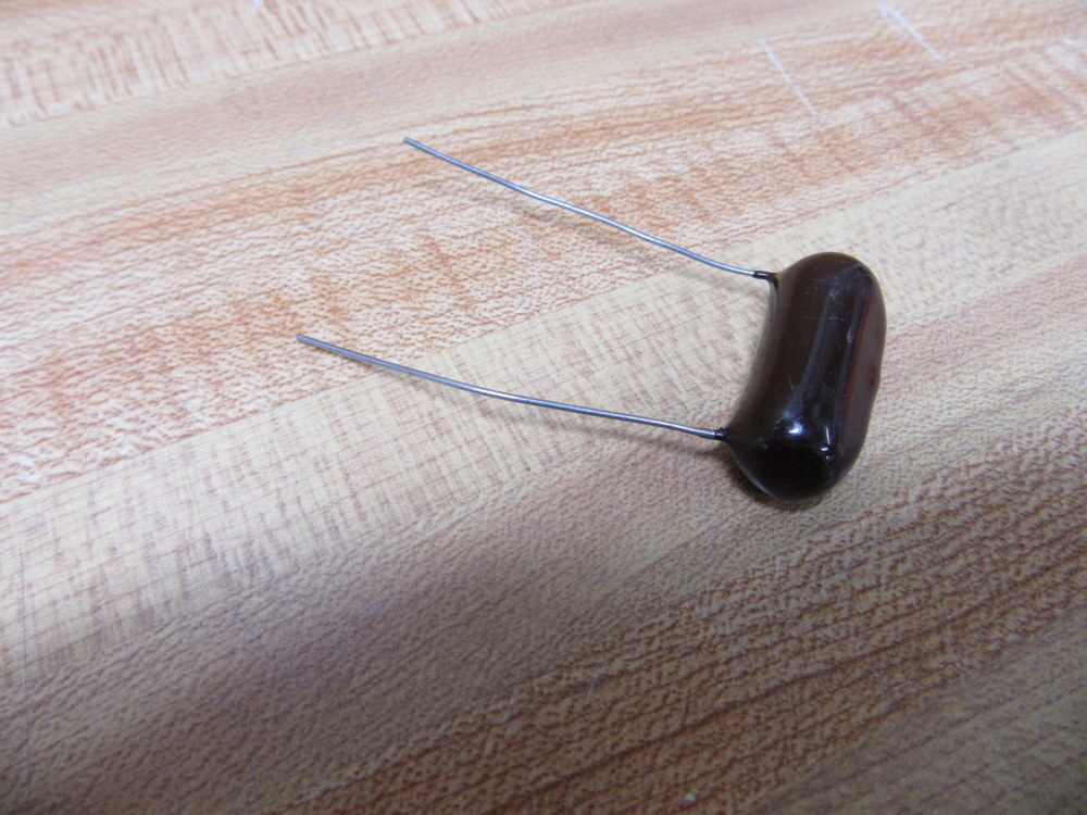 Cornell Dubilier 0.68 ±10% 600V Capacitor CDE (Pack of 2)