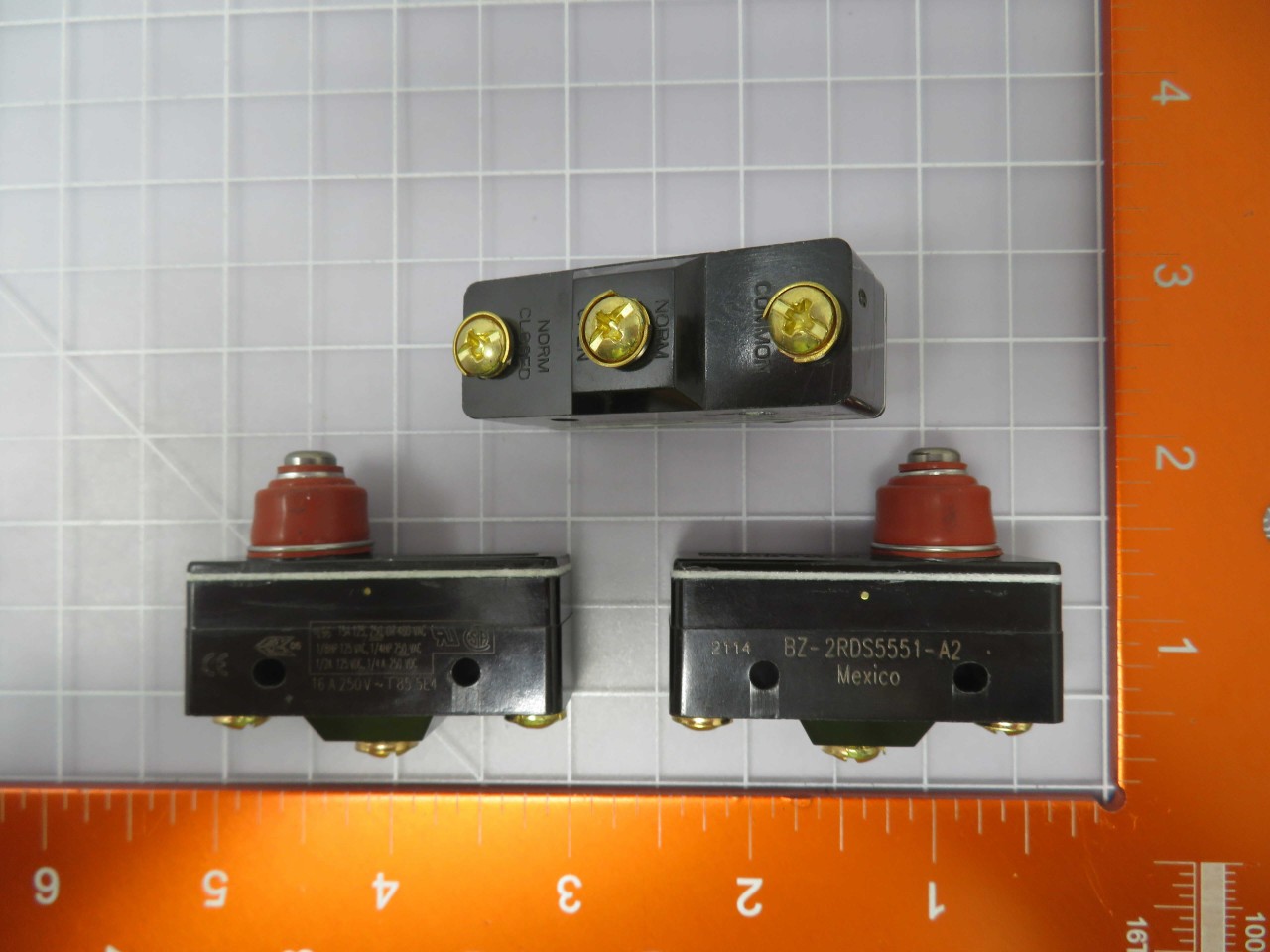 Lot of 5 HONEYWELL BZ-2RDS5551-A2 Basic / Snap Action Switches Snap Action NO/N