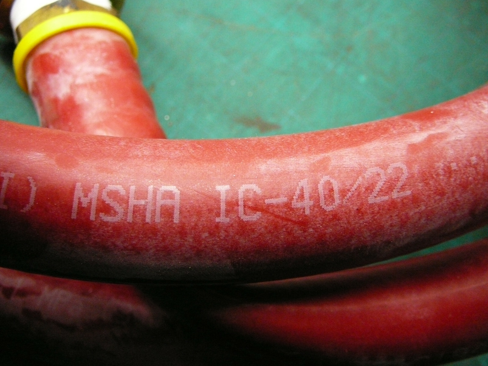 PARKER PUSHLOK PLUS HOSE 801-12-RED 13′ W/ PARKER BH6-60 3/4-14″ BRASS CONNECTOR