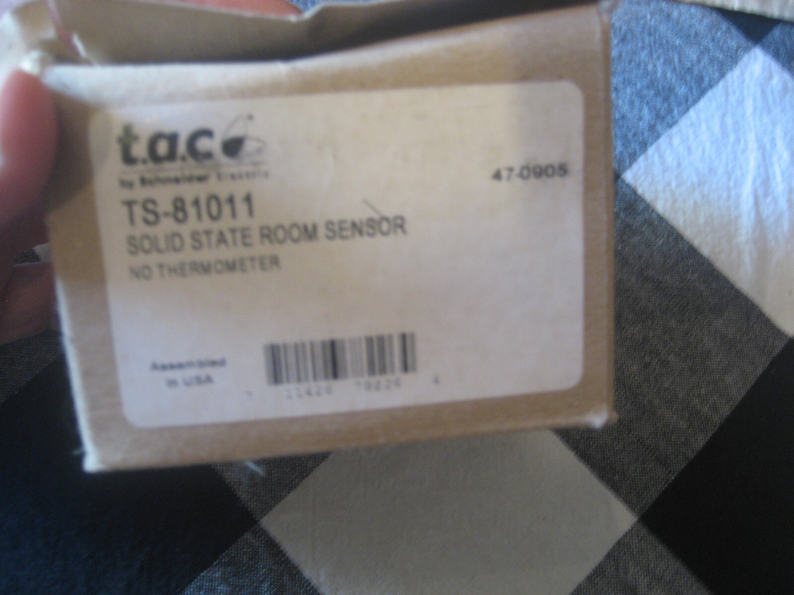 NEW Schneider INVENSYS Solid State Room Sensor w/ instructions # TS-81011