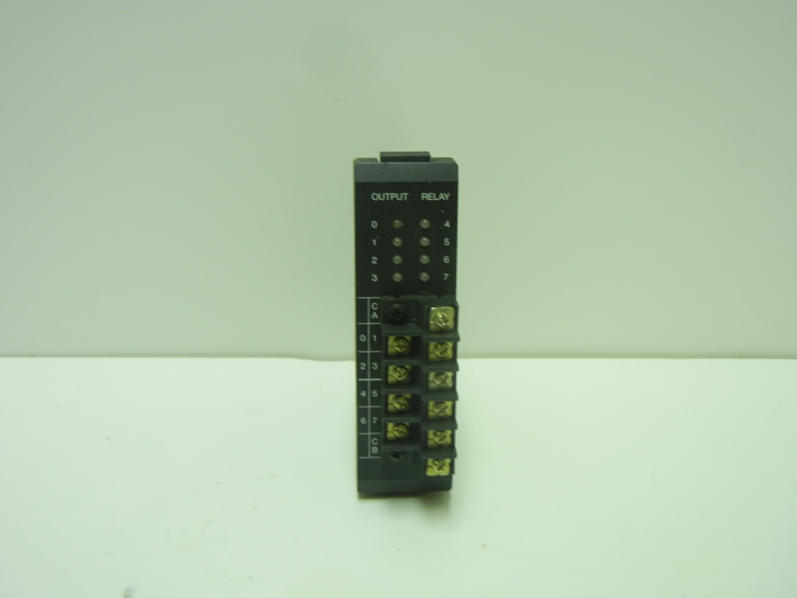 GENERAL ELECTRIC IC610MDL180A USED RELAY OUTPUT MODULE IC610MDL180A